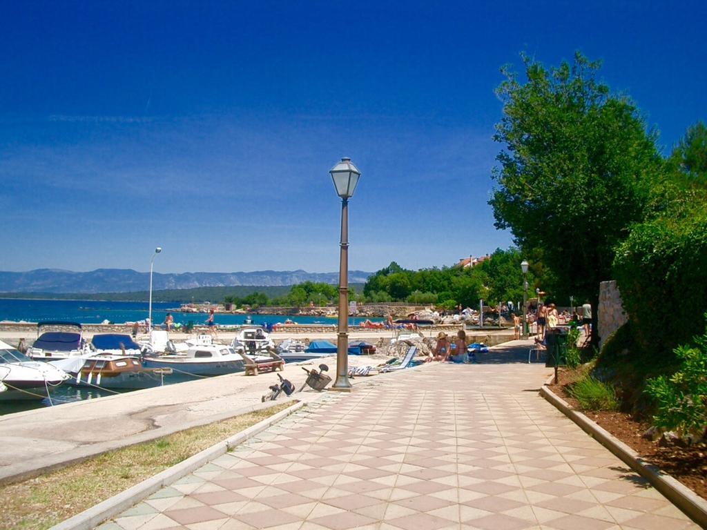 Apartments Kovacic Malinska Εξωτερικό φωτογραφία