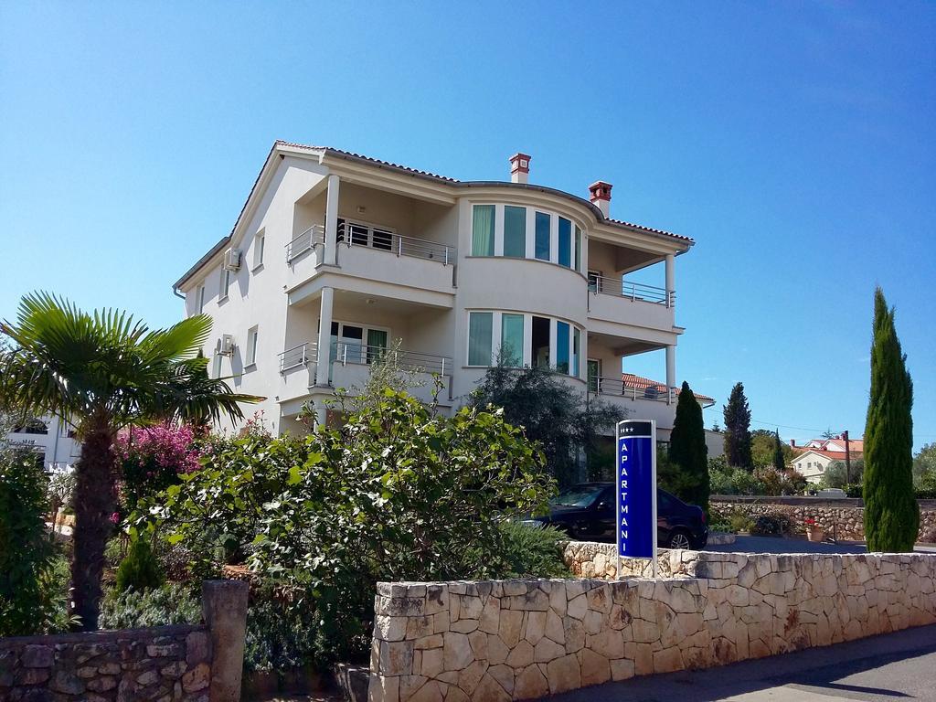 Apartments Kovacic Malinska Εξωτερικό φωτογραφία