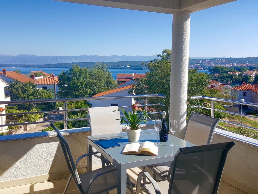 Apartments Kovacic Malinska Εξωτερικό φωτογραφία