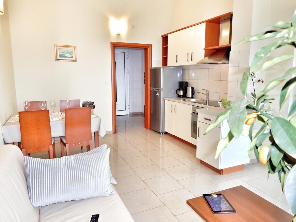 Apartments Kovacic Malinska Εξωτερικό φωτογραφία