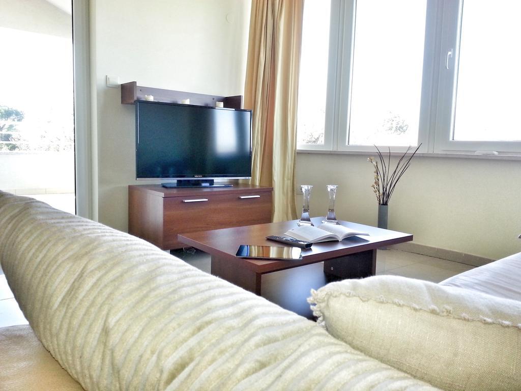 Apartments Kovacic Malinska Εξωτερικό φωτογραφία