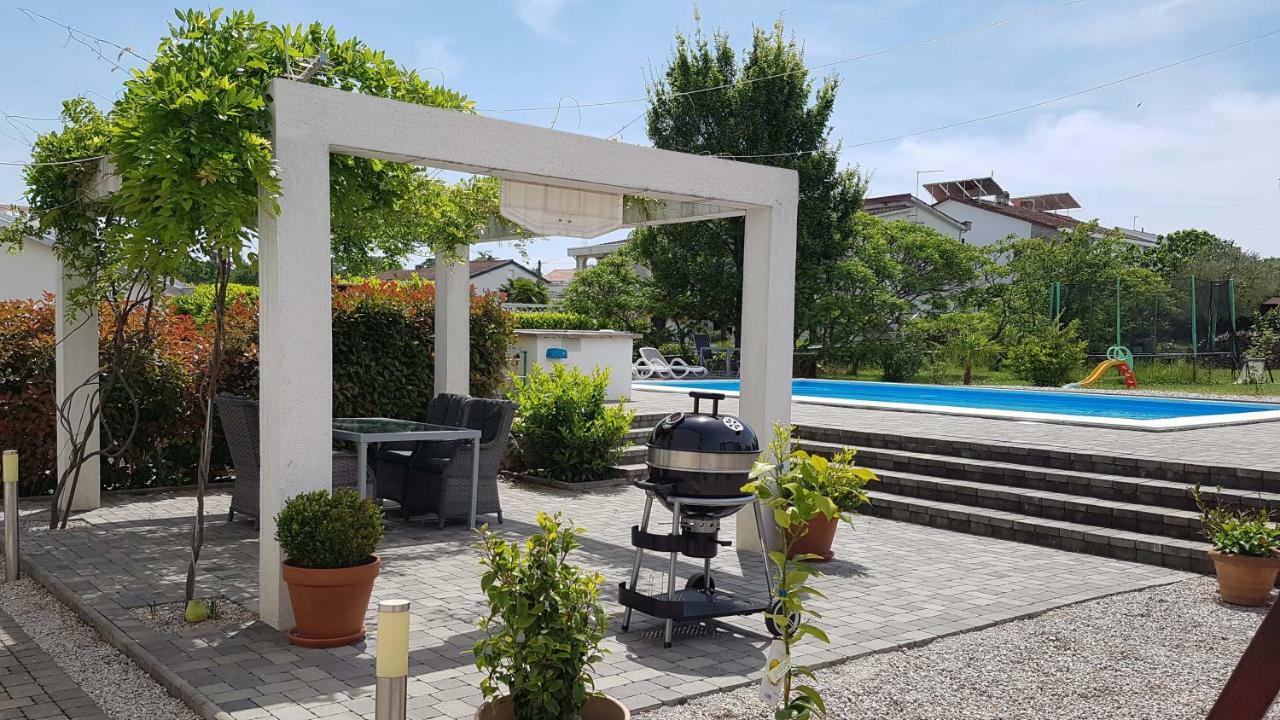 Apartments Kovacic Malinska Εξωτερικό φωτογραφία